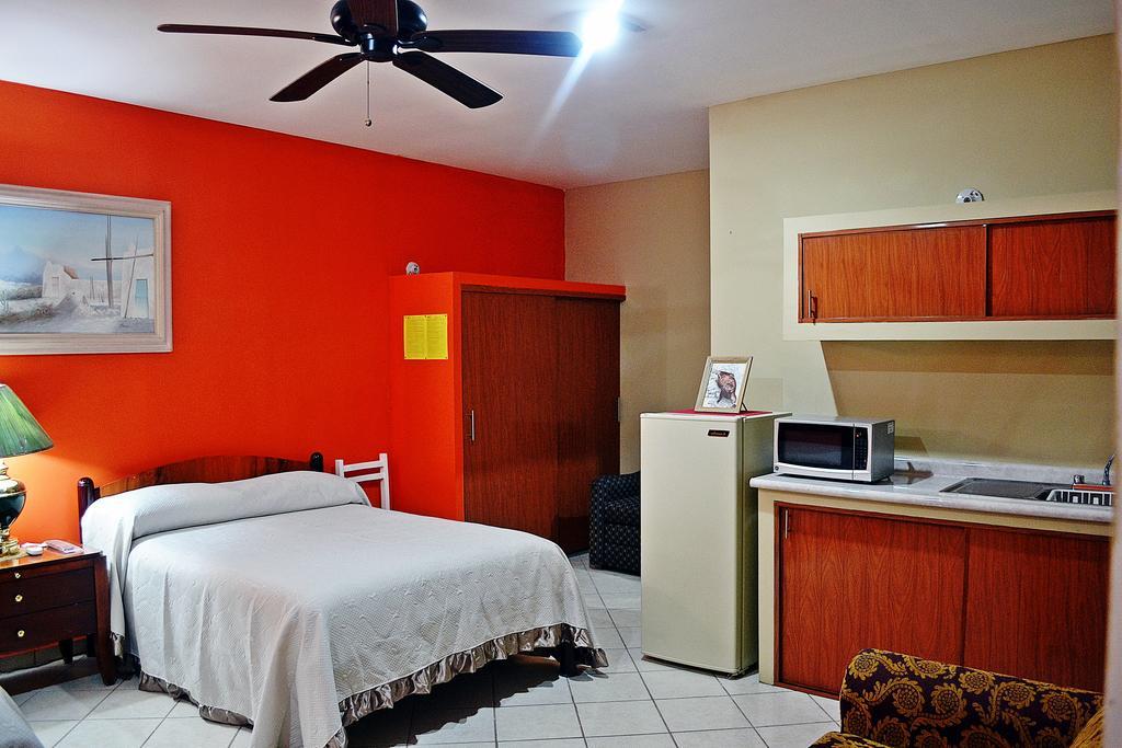 Hotel Marina Del Sol La Paz B.C.S Værelse billede